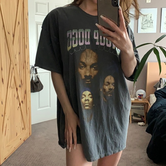 Urban Outfitters Tops - Oversized snoop dog shirt